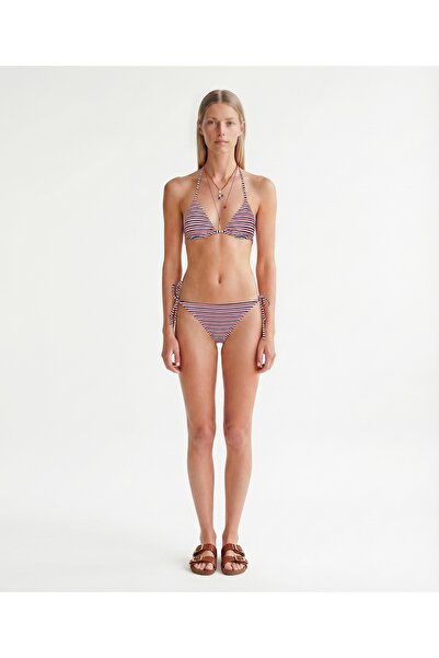 Yargıcı Üçgen Form Bikini Üst
