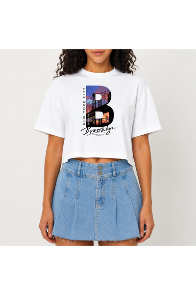 URBANTRENDSTORE Crop T-shirt Λευκό με στάμπα Brooklyn, Άνετη Γραμμή, Απλό Κον...