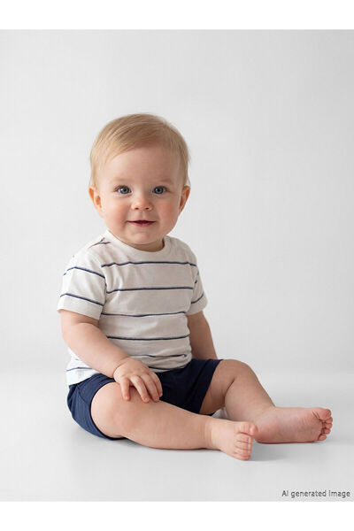 LC Waikiki Trendlucky Striped with Difference Baby Boy T-Shirt and Shorts 2-P...