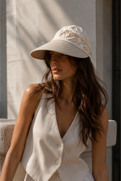 HatClub Exclusive Pălărie cu vizor pentru femei, crem, cu detalii florale, cu...