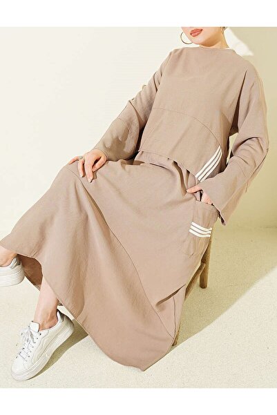 Lavanta Tekstil Asymmetrical Cut Striped Skirt Suit