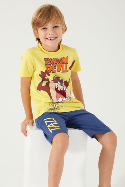 MQ Boys' Set with Round Neck and Looney Tunes Print