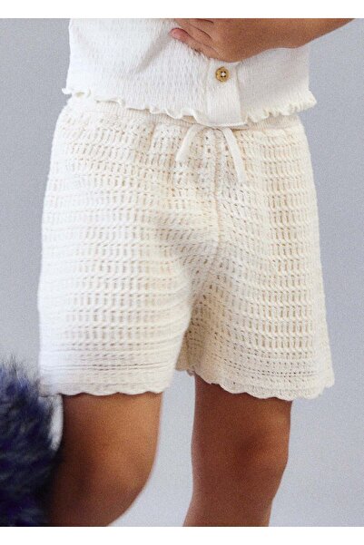 MAYORAL Girl's Laced Shorts Beige