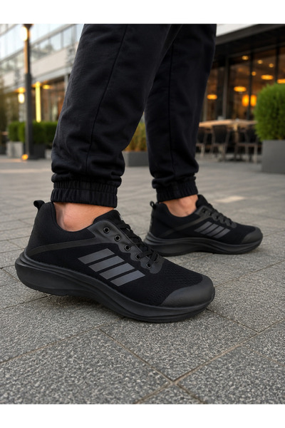 jeneric Men's sports shoes