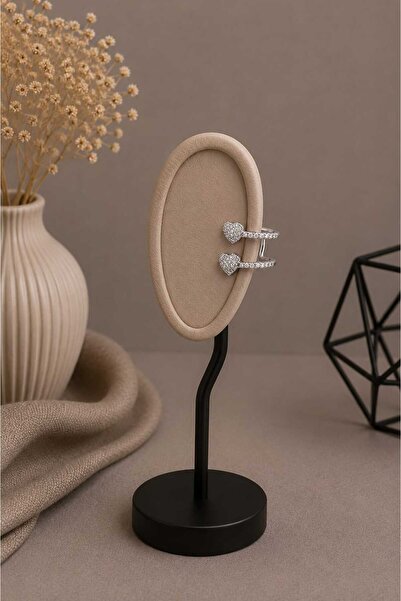 mdm style Heart Detailed Stoned Cartilage Earrings