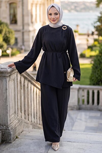 hafsamina Shoulder Buckle Detailed Modal Suit Black Hm2919