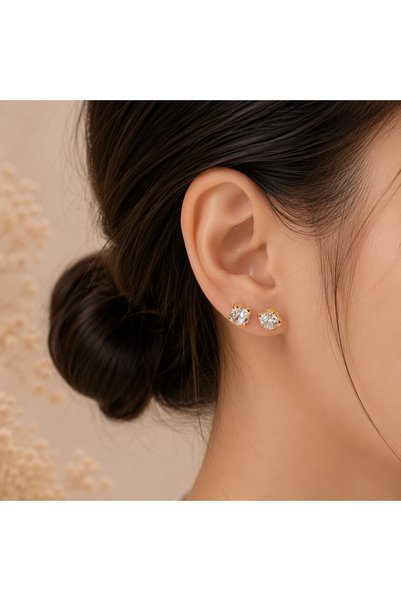 Eloré Éclat Royale Studs