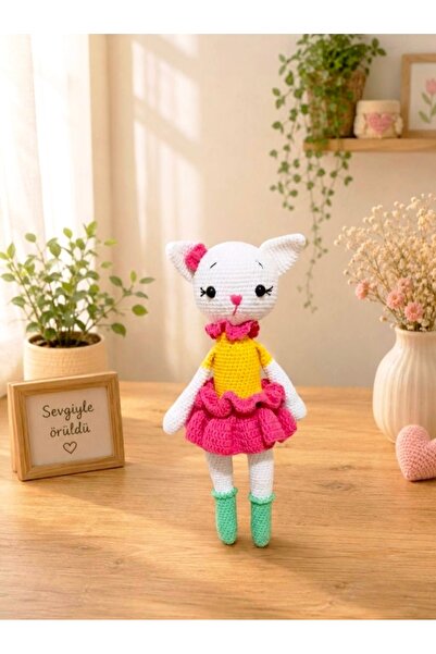 MİNOHOUSE Amigurumi Süslü Kedi Mia Organik Oyuncak