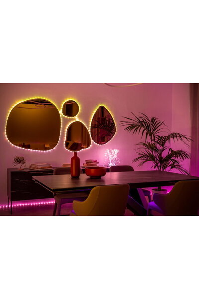 Twinkly Luminite 3m 60 de LED-uri RGB + cablu Wifi Negru