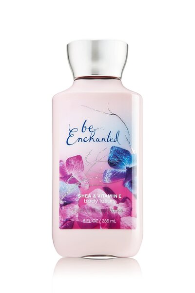 Bath & Body Works لوشن الجسم بي إنتشانتد، 236 مل