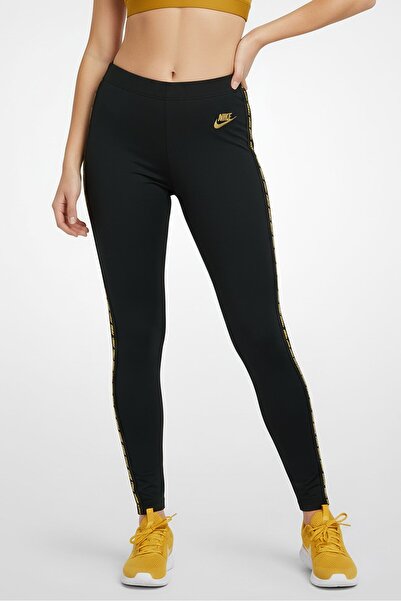 Nike Women Tight Fit Training Leggings, Black