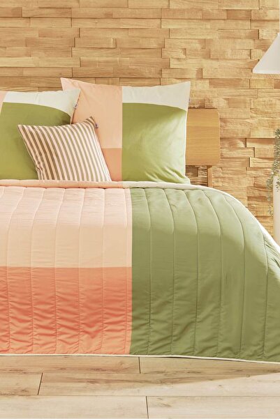 Tchibo Quilted Colour Block Bed Throw, Multicolor