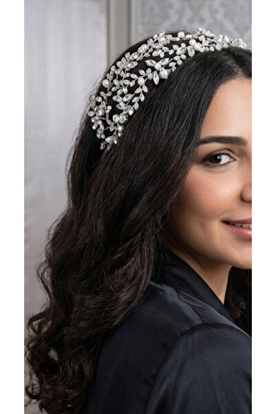 Benola Brand Headpiece