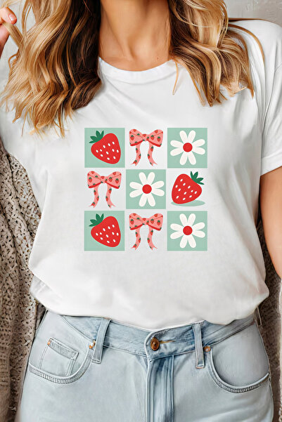 Sarah's Boutique Women's T-shirt – 100% cotton – Strawberry Grid