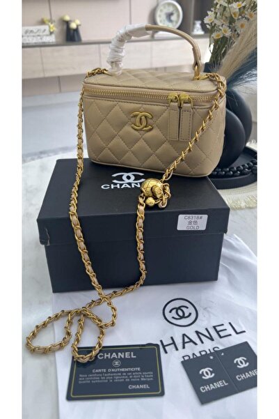 Chanel Yayınları شنطة كتف نسائية مع ملحقاتها