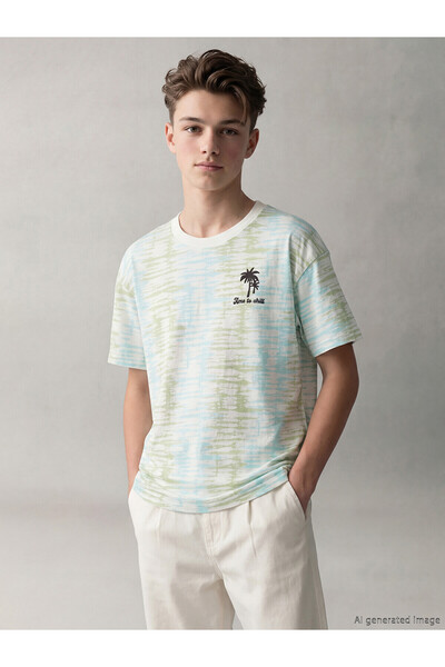 LC Waikiki Peak New Season Crew Neck Patterned Boys' T-Shirt