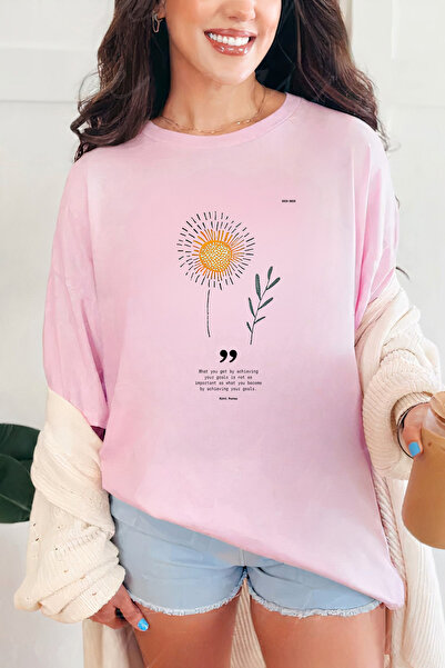 Sarah's Boutique Women's T-shirt – 100% cotton – Achieve Goals