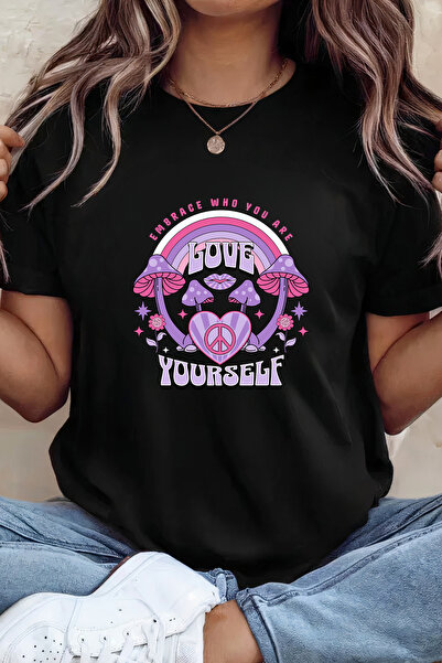 Sarah's Boutique Women's T-shirt – 100% cotton – Love Yourself
