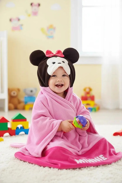 Miniso Disney tsum tsum minnie mouse licensed hooded blanket – ultra soft wea...