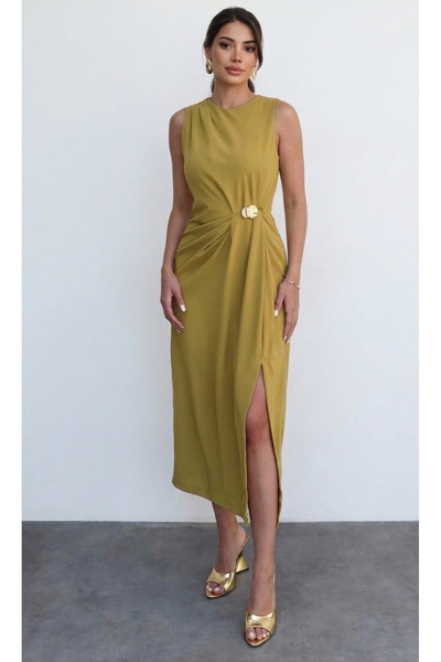 My Blog Rochie lungă kaki cu cataramă aurie - 8191