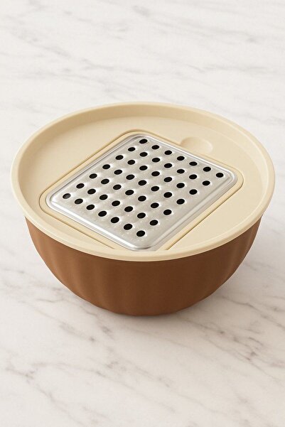 Mestore 4-Piece Grater Mixing and Storage Container 2.5 Liters