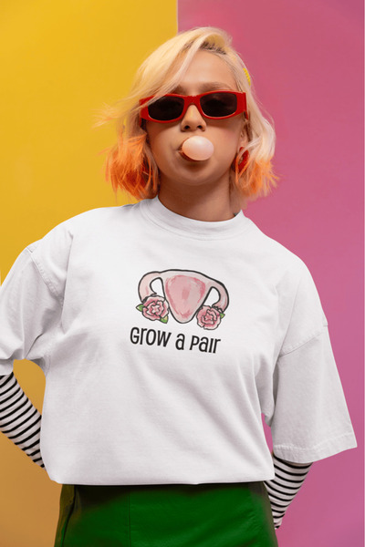 buzagi tasarım ürünleri Grow a Pair White Oversize T-Shirt