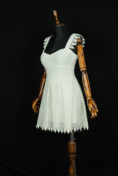 Sihirli Düğmeler Lace dress