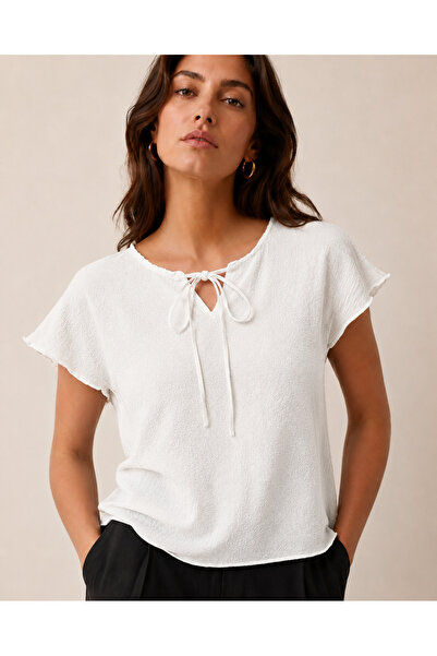 just wear zt Women's Slit Detailed Lace-Up Collar Comfortable Fit Blouse