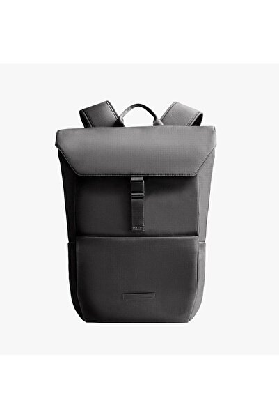 uniq Unic - arden multi-use backpack with a capacity of 24 liters - black