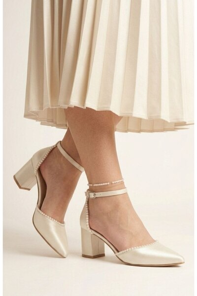 Gönbeler Special Design Pearl Ankle Strap Off-White Wedding Dress and Engagem...