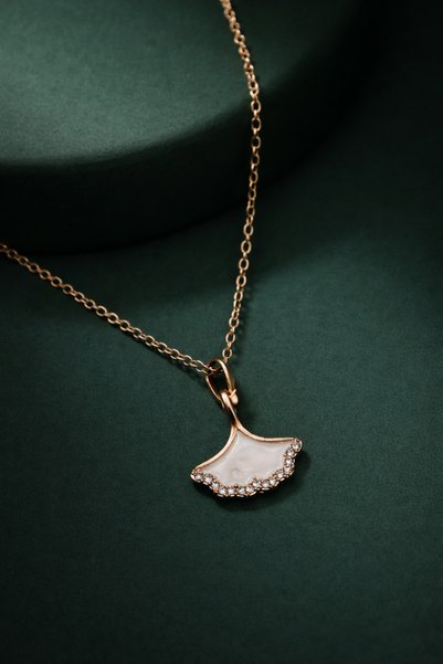 THE Steel Women's Gold Color Stone Ginkgo Leaf Necklace