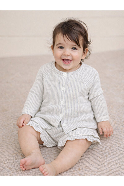Victor and Jane By Styli Girls Striped Seersucker Buttoned Top and Shorts Set