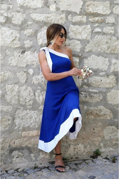 USLUCAN ALIŞVERİŞ فستان نسائي بكتف واحد مكشوف الأكتاف مع تفاصيل شريطية مزدوجة...