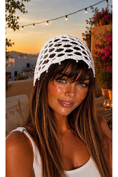 Be Best Women's White Hand Knitted Pearl and Sequin Mesh Beanie Be400