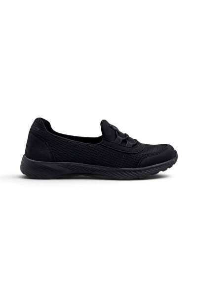 Shoes حذاء بلاك سي 575 أنوراك للنساء