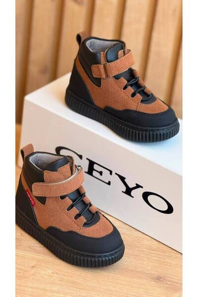 Ceyo 4493 (26-30).