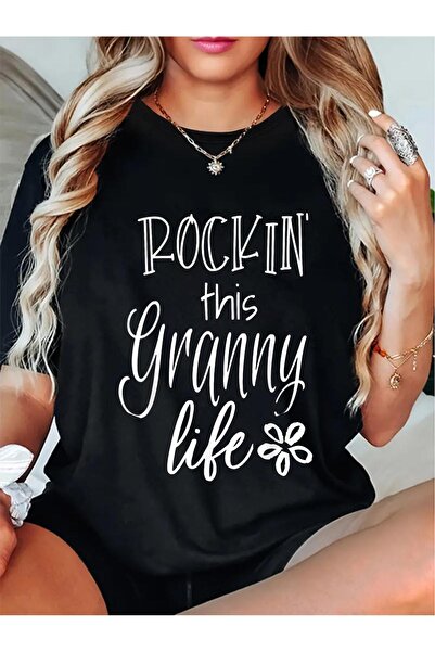 1001 Line تي شيرت نسائي بتصميم عتيق بطبعة "Rockin This Granny Life" - مع خطوط...