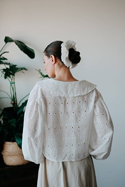 Mama in Love Frill Scrunchie