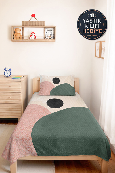 Evimde Bambaşka Set de lenjerie de pat cu matlasare geometrică verde pentru c...