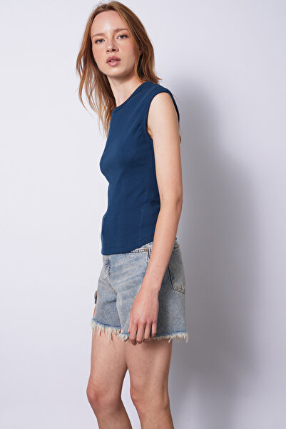 Nisan Sewing-Detail Cotton Top Indigo