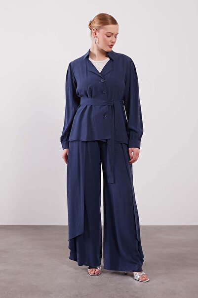 Levidor Navy Blue Asymmetrical Cut Belted Double Suit