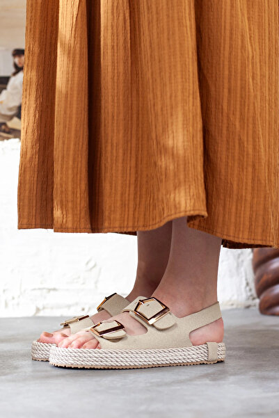 Adım Adım Gold Color Buckle Detailed Women's Daily Sandals