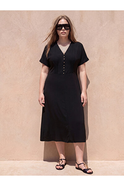 LC Waikiki Lcwaikiki Curve Black Plus Size V-Neck Pleated Detailed Dress