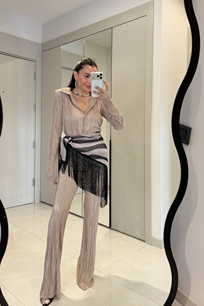 Gizem Ecemiş Barbara Bej Saten Vatkalı Kırinkıl Takım