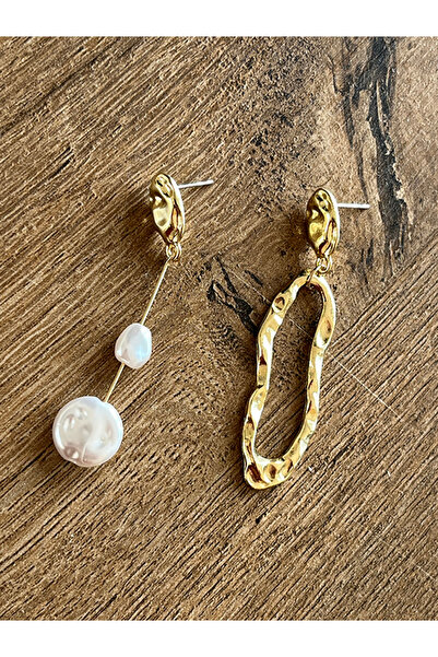 Büyük Hanım Asymmetrical Design Metal Style Earrings