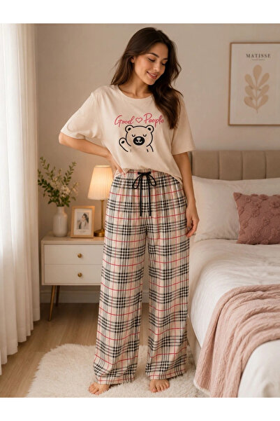 Generic Elegant women's pajama set combining comfort and daily elegance