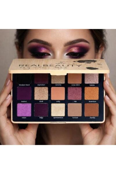 real beauty Large Eyeshadow Palette from