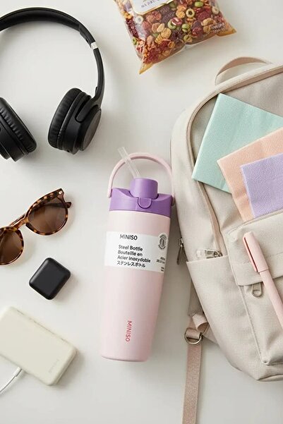 Miniso Lisanslı Pipetli Paslanmaz Çelik Bardak 890 Ml – Tutamaklı