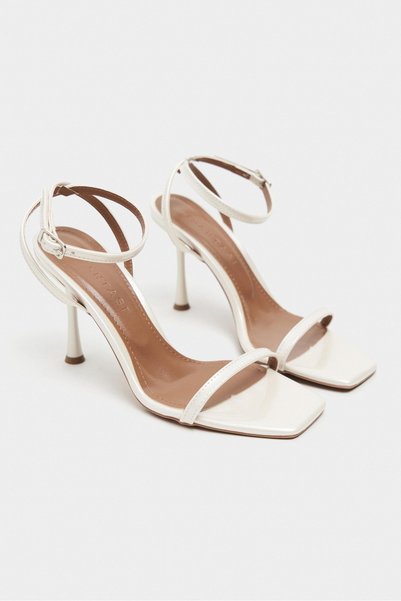 NİŞANTAŞI SHOES Taki Sedef Patent Leather Women's Thin Heeled Shoes with Ankle Belt Detail