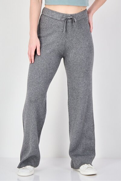 vivere Women Regular Fit Ribbed Wide Leg Pants, Grey